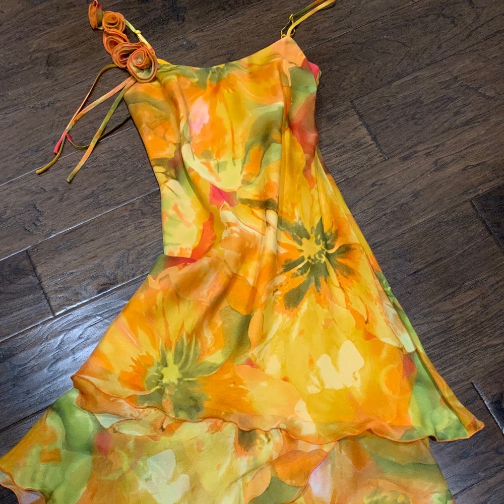 Sassy flowing Cartise dress